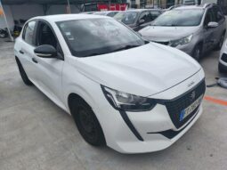 
										Peugeot 208 1,2 Puretech 75cv complet									
