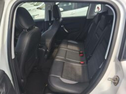 
										Peugeot 2008  1.2 PureTech Access complet									