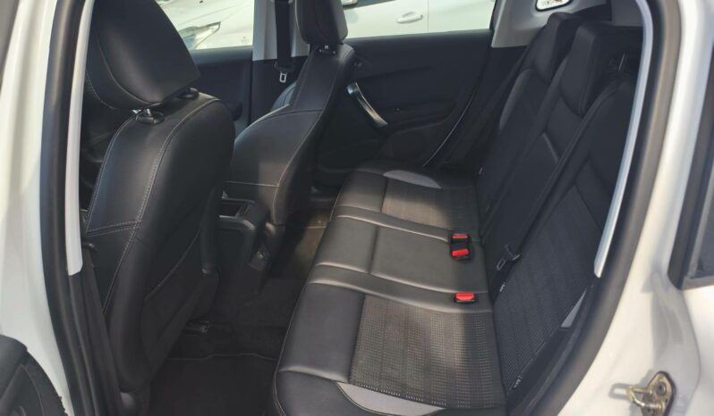 
								Peugeot 2008  1.2 PureTech Access complet									