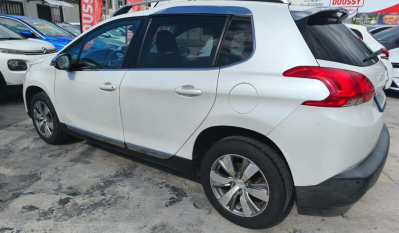 
								Peugeot 2008  1.2 PureTech Access complet									