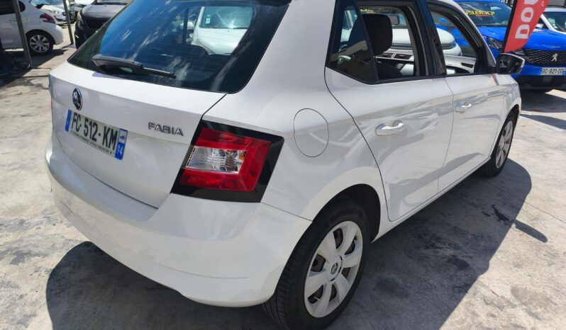 
								Skoda Fabia 1.4 TDI 90 CH complet									