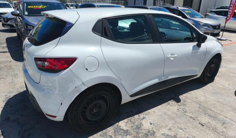 
								Renault Clio IV (B98) 1.5 dCi 75ch complet									