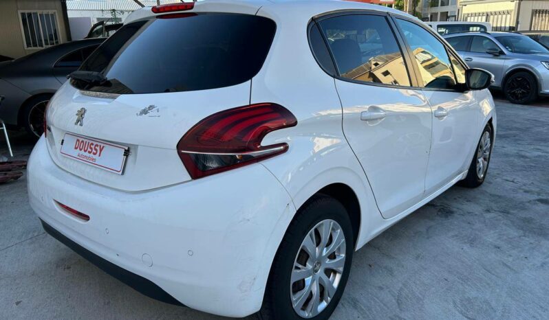 
								Peugeot 208 1.5L BLUE HDI 102CV complet									