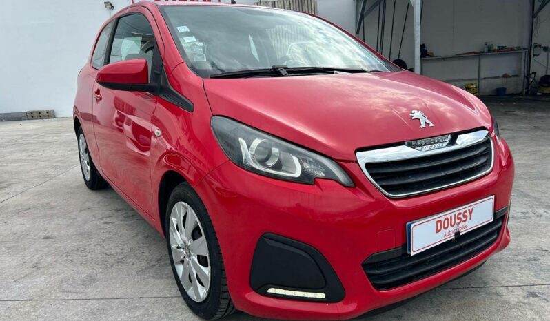 
								Peugeot 108  1.2 PureTech Active 3p complet									