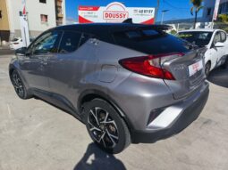 C-HR Hybrid Graphic