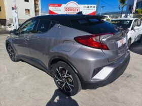 C-HR Hybrid Graphic