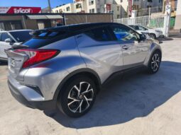 C-HR Hybrid Graphic