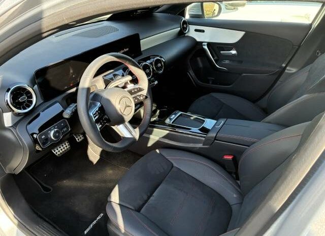 
								Mercedes-Benz Classe A 250 e Hybrid EQ 163+109ch AMG Line 8G-DCT complet									