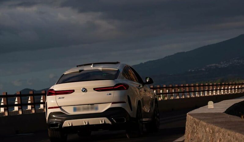 
								X6 xDrive 30 d M Sport complet									