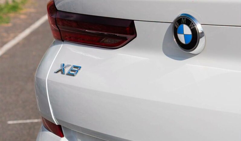 
								X6 xDrive 30 d M Sport complet									