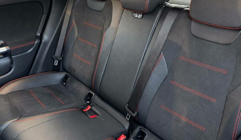
								GLA GLA 250 e (247.785) complet									
