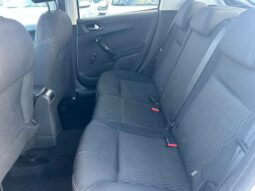 
										Peugeot 208  1.5 BlueHDi 100ch E6.c Active 5p complet									