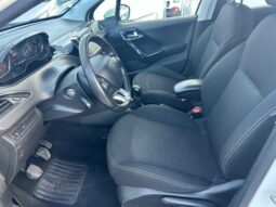 
										Peugeot 208  1.5 BlueHDi 100ch E6.c Active 5p complet									