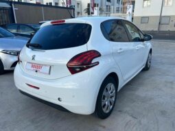 
										Peugeot 208  1.5 BlueHDi 100ch E6.c Active 5p complet									