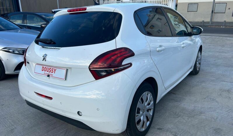 
								Peugeot 208  1.5 BlueHDi 100ch E6.c Active 5p complet									