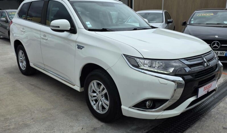 
								Mitsubishi Outlander III 2.0 150ch Inform 2WD 5 places complet									